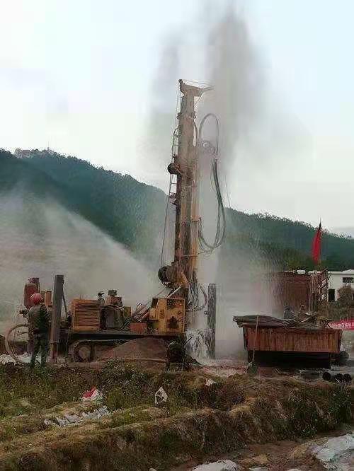 �ؿ�����